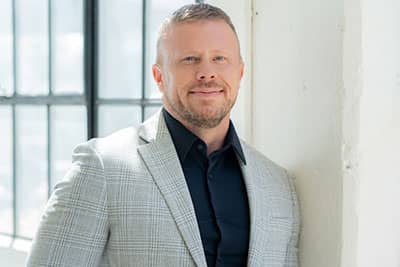 Chris Bonin - Associate